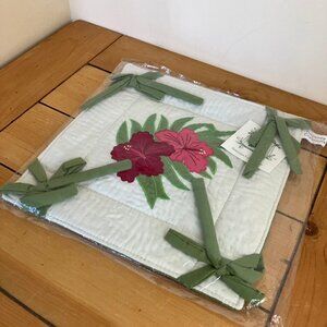 Hawaiian Folding Fabric Tray Hibiscus Flower Applique Tropical Regency Creations